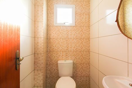 Casa para alugar com 70m², 2 quartos e 2 vagas Casa para alugar com 70m², 2 quartos e 2 vagasLavabo
