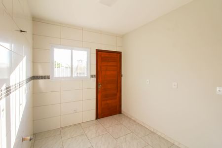 Casa para alugar com 70m², 2 quartos e 2 vagas Casa para alugar com 70m², 2 quartos e 2 vagasCozinha