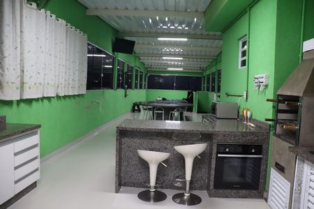 Casa à venda com 408m², 3 quartos e 5 vagasChurrasqueira