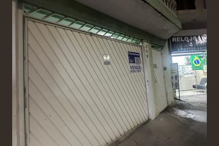 Casa à venda com 408m², 3 quartos e 5 vagasFachada