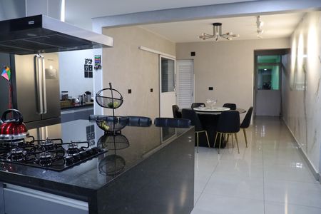 Casa à venda com 408m², 3 quartos e 5 vagasCozinha