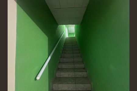 Casa à venda com 408m², 3 quartos e 5 vagasEscada