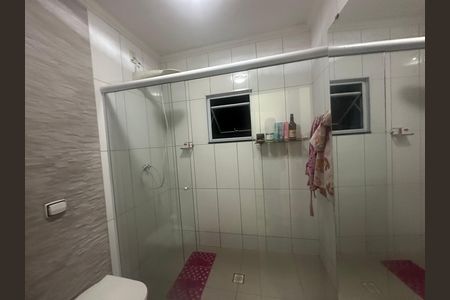 Casa à venda com 408m², 3 quartos e 5 vagasBanheiro Social