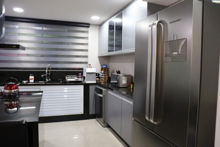 Casa à venda com 408m², 3 quartos e 5 vagasCozinha