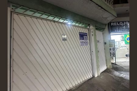 Casa à venda com 408m², 3 quartos e 5 vagasFachada