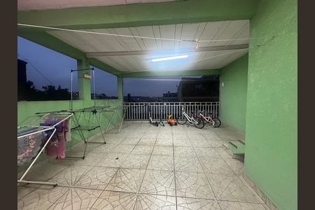 Casa à venda com 408m², 3 quartos e 5 vagasÁrea de Serviço