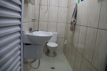 Casa à venda com 408m², 3 quartos e 5 vagasBanheiro Social 2