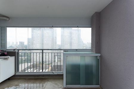 Apartamento à venda com 54m², 2 quartos e 1 vaga Apartamento à venda com 54m², 2 quartos e 1 vagaVaranda
