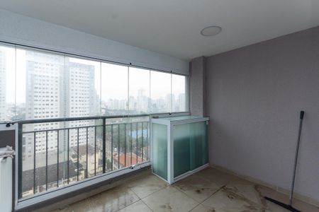 Apartamento à venda com 54m², 2 quartos e 1 vaga Apartamento à venda com 54m², 2 quartos e 1 vagaVaranda