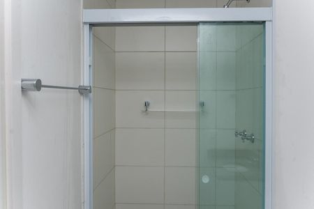 Apartamento à venda com 54m², 2 quartos e 1 vaga Apartamento à venda com 54m², 2 quartos e 1 vagaBanheiro Social