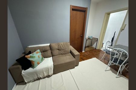Sala de apartamento para alugar com 1 quarto, 60m² em Menino Deus, Porto Alegre