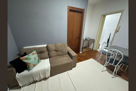 Sala de apartamento para alugar com 1 quarto, 60m² em Menino Deus, Porto Alegre