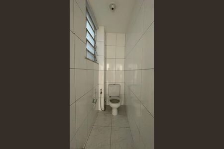 Apartamento à venda com 80m², 2 quartos e 1 vaga Apartamento à venda com 80m², 2 quartos e 1 vagaBanheiro social