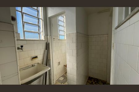 Apartamento à venda com 80m², 2 quartos e 1 vaga Apartamento à venda com 80m², 2 quartos e 1 vagaÁrea de serviço
