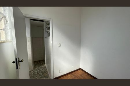 Quarto de Serviço de apartamento à venda com 2 quartos, 80m² em Jardim Guanabara, Rio de Janeiro