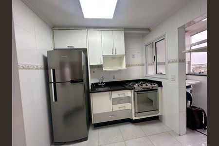 Apartamento para alugar com 144m², 3 quartos e 2 vagas Apartamento para alugar com 144m², 3 quartos e 2 vagasCozinha