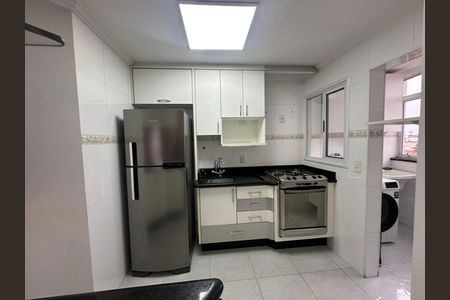 Apartamento para alugar com 144m², 3 quartos e 2 vagas Apartamento para alugar com 144m², 3 quartos e 2 vagasCozinha