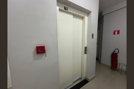 Apartamento para alugar com 144m², 3 quartos e 2 vagas Apartamento para alugar com 144m², 3 quartos e 2 vagasHall de entrada