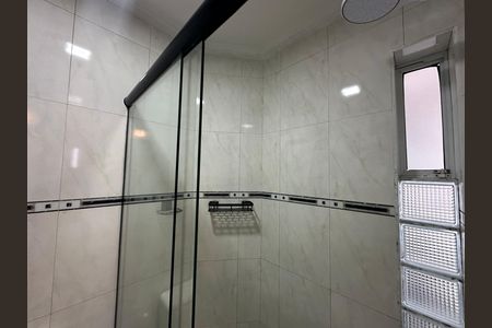 Apartamento para alugar com 144m², 3 quartos e 2 vagas Apartamento para alugar com 144m², 3 quartos e 2 vagasBanheiro da Suíte 1