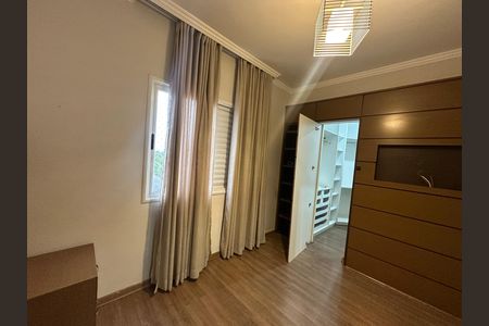 Apartamento para alugar com 144m², 3 quartos e 2 vagas Apartamento para alugar com 144m², 3 quartos e 2 vagasSuite 1