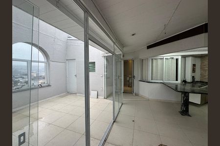 Apartamento para alugar com 144m², 3 quartos e 2 vagas Apartamento para alugar com 144m², 3 quartos e 2 vagasChurrasqueira