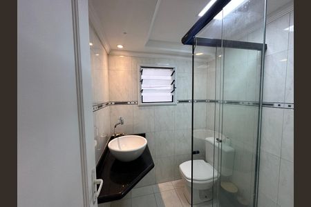 Apartamento para alugar com 144m², 3 quartos e 2 vagas Apartamento para alugar com 144m², 3 quartos e 2 vagasBanheiro da Suíte 2