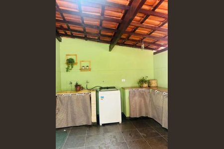 Apartamento para alugar com 160m², 4 quartos e 2 vagasÁrea de serviço