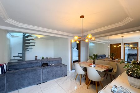 Apartamento à venda com 155m², 2 quartos e 2 vagas Apartamento à venda com 155m², 2 quartos e 2 vagasSala