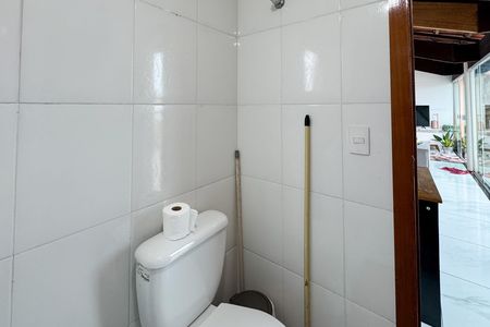 Apartamento à venda com 155m², 2 quartos e 2 vagas Apartamento à venda com 155m², 2 quartos e 2 vagasLavabo
