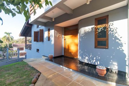 Casa à venda com 408m², 3 quartos e 4 vagasEntrada