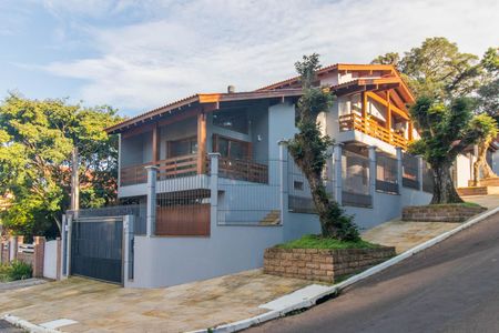 Casa à venda com 408m², 3 quartos e 4 vagasFachada