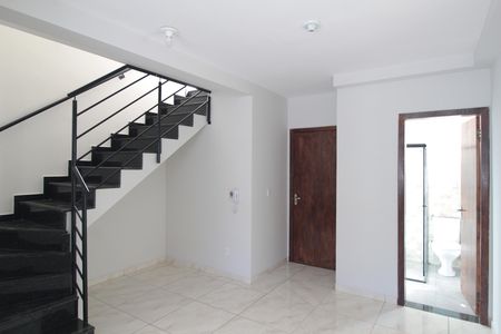 Sala de apartamento para alugar com 2 quartos, 112m² em Jaqueline, Belo Horizonte