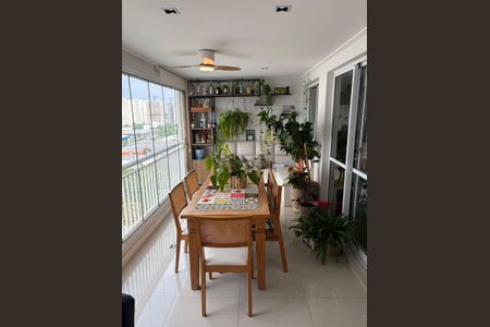 Apartamento para alugar com 93m², 3 quartos e 2 vagas Apartamento para alugar com 93m², 3 quartos e 2 vagasVaranda