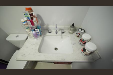 Apartamento à venda com 87m², 2 quartos e 2 vagasBanheiro da Suíte
