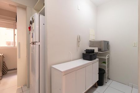 Apartamento à venda com 74m², 2 quartos e 1 vaga Apartamento à venda com 74m², 2 quartos e 1 vagaCozinha e Área de Serviço
