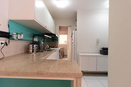 Apartamento à venda com 74m², 2 quartos e 1 vaga Apartamento à venda com 74m², 2 quartos e 1 vagaCozinha e Área de Serviço