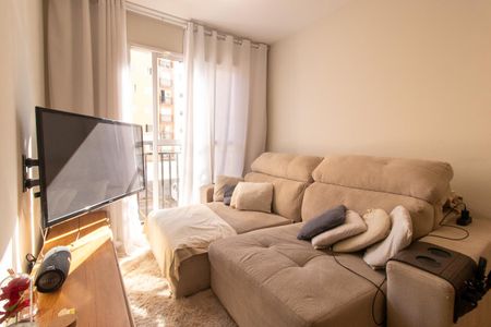 Apartamento à venda com 74m², 2 quartos e 1 vaga Apartamento à venda com 74m², 2 quartos e 1 vagaSala