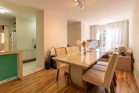 Apartamento à venda com 74m², 2 quartos e 1 vaga Apartamento à venda com 74m², 2 quartos e 1 vagaSala de Jantar