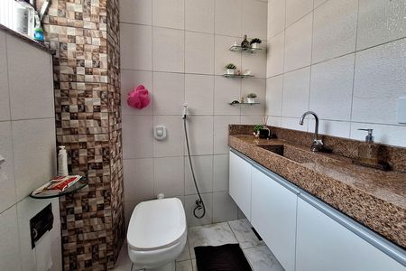 Apartamento à venda com 46m², 2 quartos e sem vaga Apartamento à venda com 46m², 2 quartos e sem vagaBanheiro