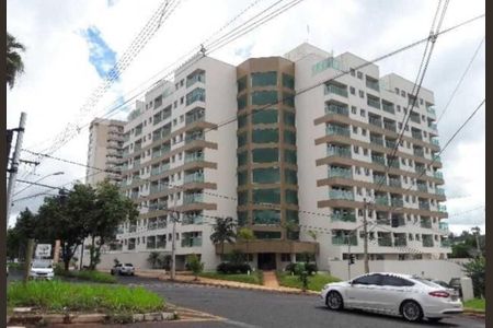 Fachada de apartamento para alugar com 1 quarto, 39m² em Morada da Colina, Uberlândia