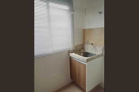 Área de serviço de apartamento para alugar com 1 quarto, 39m² em Morada da Colina, Uberlândia
