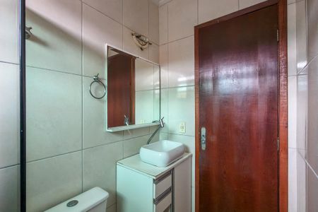 Casa de condomínio para alugar com 68m², 2 quartos e 1 vagaBanheiro 