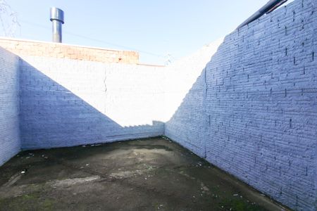 Casa para alugar com 35m², 1 quarto e 1 vagaÁrea de Serviço