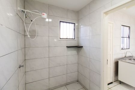 Banheiro de casa para alugar com 1 quarto, 35m² em Jardim Betânia, Cachoeirinha