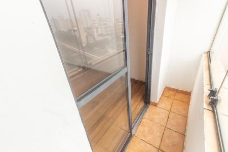 Apartamento à venda com 50m², 2 quartos e 1 vaga Apartamento à venda com 50m², 2 quartos e 1 vagaVaranda
