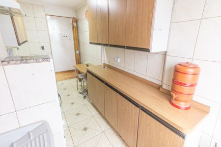 Apartamento à venda com 50m², 2 quartos e 1 vaga Apartamento à venda com 50m², 2 quartos e 1 vagaCozinha e Área de Serviço