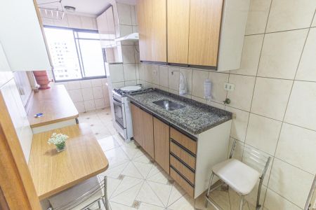 Apartamento à venda com 50m², 2 quartos e 1 vaga Apartamento à venda com 50m², 2 quartos e 1 vagaCozinha e Área de Serviço