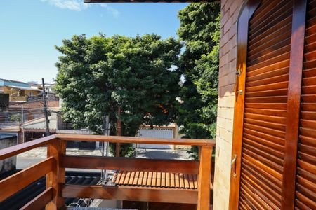 Varanda Quarto 1  de casa para alugar com 3 quartos, 205m² em Jardim Nosso Lar, São Paulo