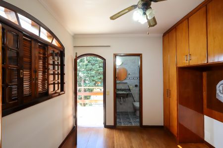 Quarto 1 - Suíte 1  de casa para alugar com 3 quartos, 205m² em Jardim Nosso Lar, São Paulo