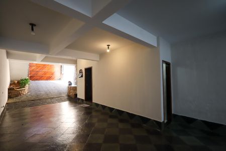 Casa para alugar com 205m², 3 quartos e 5 vagas Casa para alugar com 205m², 3 quartos e 5 vagasGaragem